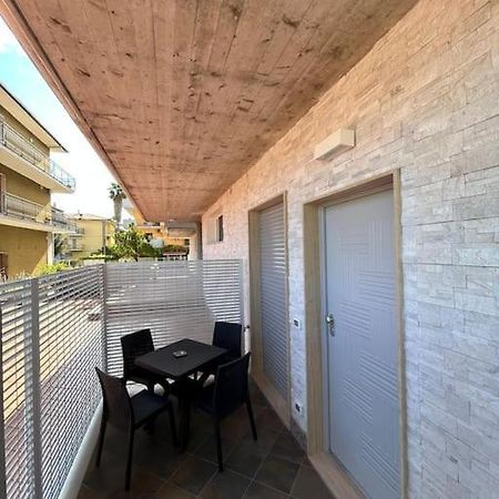 Casa Vacanze Lui Сан Бенедето дел Тронто Екстериор снимка