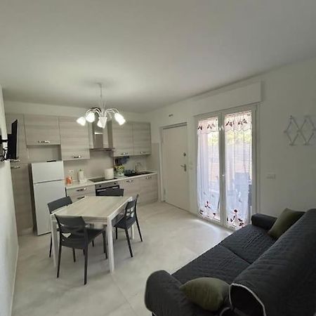 Casa Vacanze Lui Сан Бенедето дел Тронто Екстериор снимка